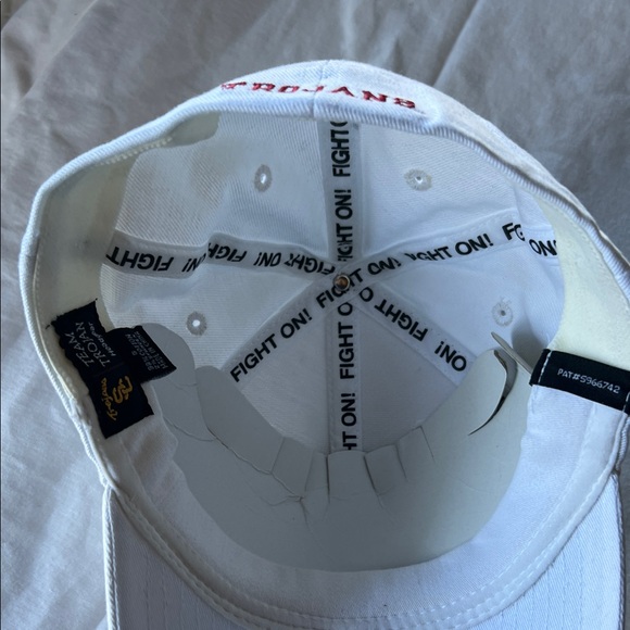 USC Trojans White with Red and Yellow Embroidery Ball Cap NWT - Picture 4 of 8